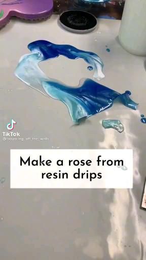 Epoxy Resin Hacks, Resin Drip Art, Resin Techniques Videos, Cool Resin Art, How To Do Resin Art, Resin Crafts Tutorial Videos, Easy Resin Art, Resin Art Videos, Resin Crafts Ideas Inspiration