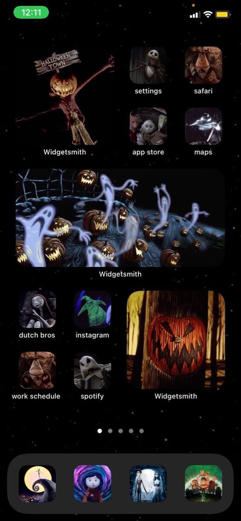 #nightmarebeforechristmas #timburton #icons #iphone #halloween Nightmare Before Christmas Phone Theme, Nightmare Before Christmas App Icons, Nightmare Before Christmas Theme, Halloween Ios, Iphone Themes, Christmas Apps, Homescreen Layout, Phone Design, Christmas Theme
