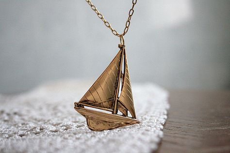 boats. Sailboat Necklace, Beautiful Jewelry, Arrow Necklace, Nautical, Jewelry Box, Jewelry Accessories, Silver Necklace, Gold Necklace, Fashion Jewelry