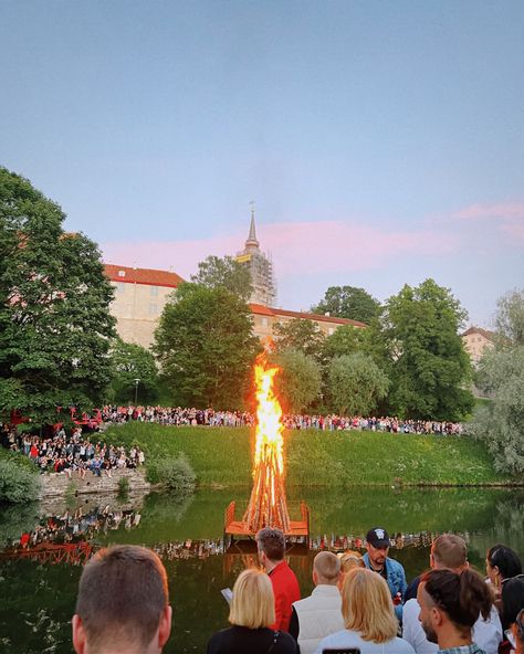 #midsummer #summer #film #estonia #travel Estonian Culture, Estonia Aesthetic, Midsummer Celebration, Sweden Aesthetic, Midsummer's Eve, Summer Film, Estonia Travel, Estonia, Summer Aesthetic