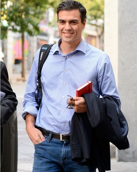 Pedro Sanchez, Fun Texts, Spain And Portugal, World Leaders, Texts, Celebrities, Mens Tops