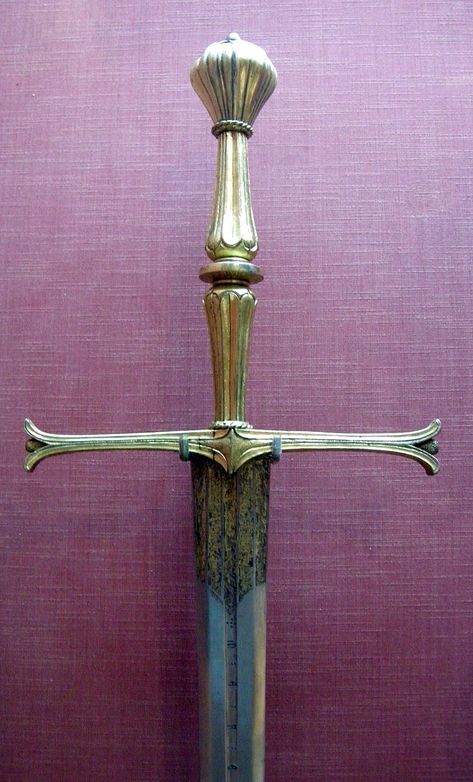 Middle Ages History, Early Modern Period, Swords Medieval, Cool Swords, Wishing Well, Dark Ages, Historical Artifacts, Medieval Fantasy, Middle Ages