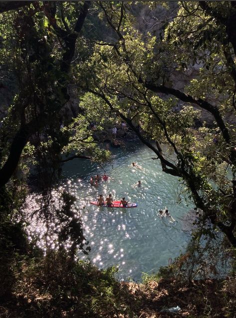 Italian Countryside House, Summer Days Aesthetic, Sorrento Amalfi Coast, Italy Countryside, Summer Abroad, Surfing Aesthetic, France Summer, Italian Beaches, Italy Villa