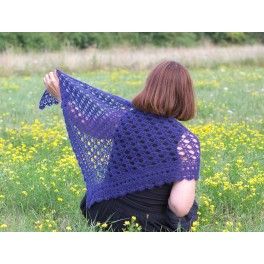 Armorique - châle crochet Le Crochet, Chale Crochet, Crochet Shawl, Fingerless Gloves, Arm Warmers, Knitted Scarf, Shawl, Crochet Patterns, Boutique