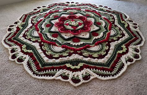 Ravelry: ccdoug's Christmas Mandala Madness Mosaic Crochet Christmas Tree Skirt, Christmas Mandala Crochet, Crochet Wreath Ornament Mary Maxim, Mandala Thick And Quick Crochet Patterns, Snowflake Mandala Crochet, Christmas Mandala, Crochet Mandala Pattern, Crochet Mandala, Knit Stitch