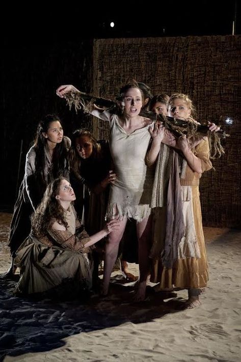 Strong Female Characters Art, Ancient Troy, Female Characters Art, Greek Plays, Trojan Women, Greek Theatre, Theatre Art, Theatre Ideas, The Iliad