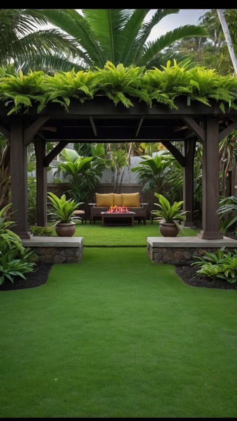 Small Backyard Landscaping: Your Tropical Bliss Awaits 37 Banana Trees Landscape, California Pool, Tropical Backyard Landscaping, Tropical Retreat, Patio Grande, Tropical Backyard, Zone 9, Garden Drawing, Banana Plants