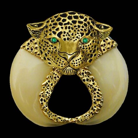 Lion Nail Gold Pendent, Nail Cheetah, Pendent For Men, Nail Gold, Gold Pendants For Men, Men Jewellery, Mangalsutra Chain, Gold Pendent, Mens Gemstone Rings