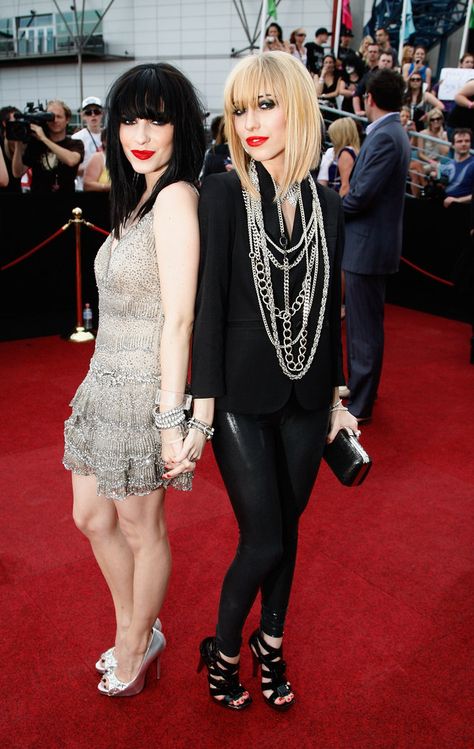 The Veronicas, 00s Fashion, Best Dressed, Well Dressed, Fashion Inspo Outfits, Nice Dresses, First Time, The First, Fashion Inspo