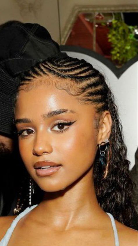 Tyla Braids Styles Fulani, Tyla Fulani Braids, Fulani Braids Pattern, Tyla Braids Fulani, Tyla Hairstyles Fulani, Tyla Artist Braids, Tyla Braids Hairstyles, Tyla's Braids, Braided Hairstyles For Big Foreheads