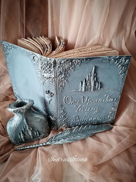 IndrasIdeas - Etsy Latvia Book Castle, Book Fairy, Wedding Themes Spring, Wedding Themes Summer, Unique Guest Book, Personalised Guest Book, Wedding Guest Books, Cinderella Wedding, Wedding Personalized