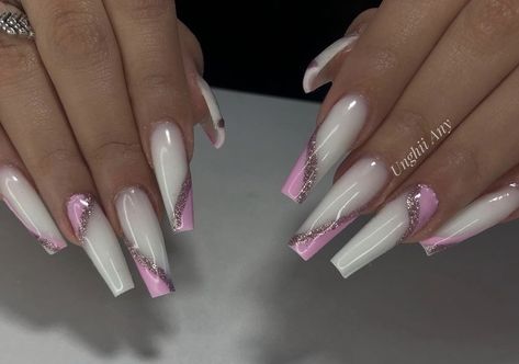 Pink Ballerina Nails, Glam Birthday Nails, Which Nails, Clear Glitter Nails, Trending Summer Nails, Nail Art Designs Images, More Feminine, Long Nail Designs, Pretty Nail Designs