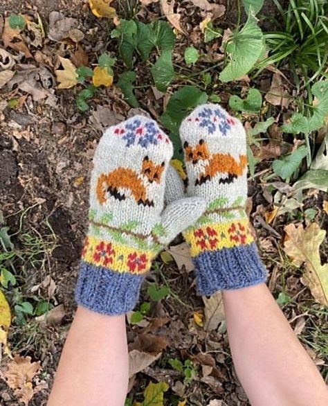 Fox Mittens Pattern, Mittens Knitting Pattern, Mittens Knitting, Knitted Accessories, Woodland Fox, Aran Weight Yarn, Winter Woodland, Mittens Pattern, Knit Mittens