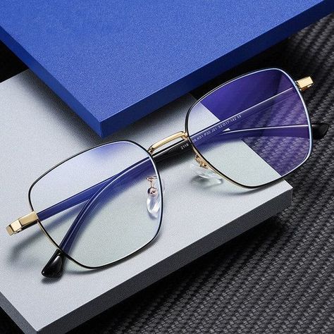 Mens Eye Glasses, Visible Light Spectrum, Mens Glasses Fashion, Mens Haircut, Cool Glasses, Fashion Eye Glasses, نظارات شمسية, Blue Light Glasses, Stylish Glasses