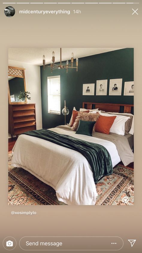 Green wall with mid century style Emerald Green And Copper Bedroom, Cozy Bedroom Mid Century Modern, Green Wall Guest Bedroom, Dark Green Focal Wall Bedroom, Emerald And Wood Bedroom, Hunter Green Master Room, Pine Green Accent Wall, Emerald Walls Bedroom, Green Bedroom With Wood Furniture