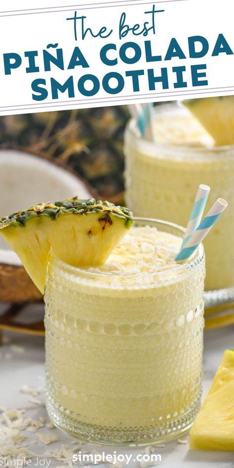 This Pina Colada Smoothie combines tasty tropical flavors into an easy and creamy breakfast! No need to wait for cocktail hour to enjoy this tropical treat. Pins Colada Smoothie, Pina Colada Smoothie Recipe, Piña Colada Smoothie, Tropical Smoothie Recipes, Tropical Smoothie Cafe, Pina Colada Smoothie, Pina Colada Recipe, Super Smoothies, Beverage Bar