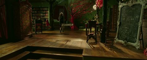 Penelope Red And Green Palette, Penelope 2006, Penelope Movie, Movie Bedroom, Velvet Sofa Living Room, Bed Nook, Indoor Swing, Catherine O'hara, Green Palette