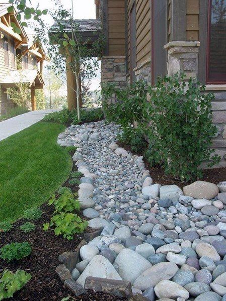 Top 50 Best River Rock Landscaping Ideas - Hardscape Designs Dry Riverbed Landscaping, Creek Landscaping, Mulch Landscaping, Dry River, River Rock Landscaping, Rock Garden Design, Hardscape Design, Creek Bed, Rock Garden Landscaping