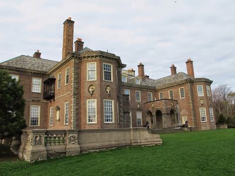 Castle Hill on The Crane Estate in Ipswich Massachusetts - Rear (1600×1200) Houses Outside, David Adler, Crane Estate Wedding, Beach Farm, Cool Mansions, Ipswich Massachusetts, Crane Estate, Castle Hill, Italian Architecture