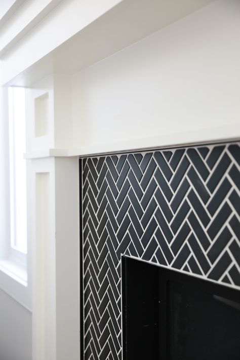 Black And White Fireplace Tile, Black And White Tiled Fireplace, Black Fireplace Surround Ideas, White Herringbone Fireplace, Black And White Tile Fireplace, Black And White Fireplace Ideas, Fireplace Herringbone Tile, Herringbone Fireplace Tile, Black And White Fireplace