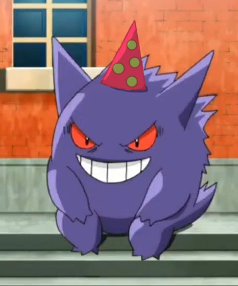 Lonely Gengar Birthday | Pokémon | Know Your Meme Equipe Rocket Pokemon, Pokemon Cute, 151 Pokemon, Gengar Pokemon, Ghost Pokemon, Ghost Type, Pokemon Wallpaper, Pokemon Images, Type Pokemon