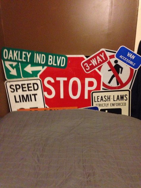 Street sign headboard White Trash, Street Sign, Road Signs, Teen Room, Bedroom Aesthetic, Street Signs, Room Inspo, Reno, Road