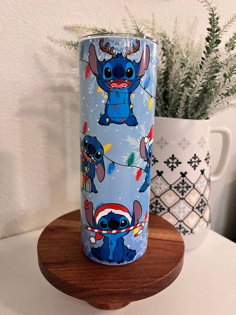 Stitch Cup, Birthday Baskets, Stitch Tumbler, Steampunk Book, Birthday Basket, Cricut Stencils, Tumbler Christmas, Christmas Cup, Christmas Tumbler