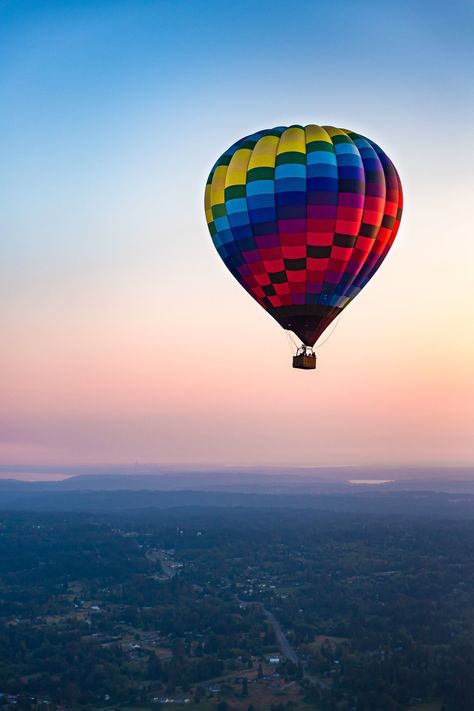 "This photo is taken from the basket of a hot air balloon in Washington State. This beautiful photograph artwork will be sent to you as a digital download which you will be able to download immediately after purchase.  You will receive the photo in 5 different ratio sizes that will fit almost any frame and paper size.  HOW TO DOWNLOAD AFTER PURCHASE: Go to your Etsy profile and navigate to \"Purchases and Reviews.\" Here you will be able to download your files.  Additionally, Etsy will send you an email with a link to access the downloads. If you checked out as a guest, Etsy will send you the download to the email that you used at checkout.  IMPORTANT NOTE: You cannot access your downloads from the Etsy app. If you're on your phone or tablet, you must use your internet browser to login to Photograph Artwork, Hot Air Balloons Photography, Jules Verne, Beautiful Wallpapers Backgrounds, Summer Wallpaper, Photography Wall, Sunset Pictures, Mountaineering, Photography Wall Art