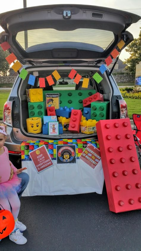 Trunk-or-Treat LEGO Movie for Halloween! I made this trunk! It was so much fun! Lego Trunk Or Treat, Nightmare Before Christmas Trunk, Christmas Trunk Or Treat Ideas, Christmas Trunk Or Treat, Dog Ghost Costume, Halloween Car Decorations, Trunker Treat Ideas, Church Trunk, Dog Ghost