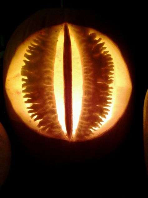 pumpkin- Eye of Sauron! Eye Of Sauron Pumpkin, Eye Of Sauron Pumpkin Carving, Pumpkin Carving Ideas Lord Of The Rings, Lord Of The Rings Pumpkin, Pumpkin Etching, Elvish Writing, Diy Pumpkin Carving, Hobbit Style, Pumpkin Eyes