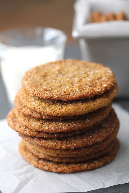 1st Recipes, Sweet Biscuits, Molasses Recipes, Ginger Cookie Recipes, Cinnamon Cookies, Ginger Snap Cookies, Smitten Kitchen, Ginger Recipes, Ginger Cookies