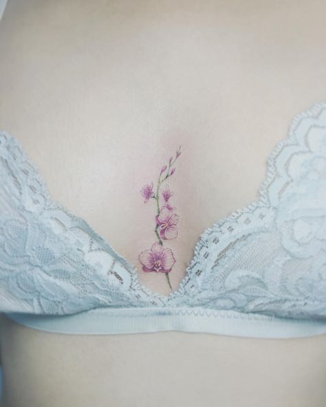 Cherry Blossom Tattoo Sternum, Colorful Sternum Tattoo, Cherry Blossom Underboob Tattoo, Sternum Tattoo Women Flowers, Sternum Flower Tattoo, Flower Sternum Tattoo, Kawaii Tattoos, Tattoo Sternum, Sternum Tattoos