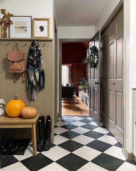 Where to Use the Checkerboard Floor Trend in Your Home - Farmhousehub Modern Mudroom, Checkered Flooring, Checkered Tile, Checkerboard Floor, White Marble Tiles, Vinyl Floor Tiles, Nero Marquina, Flooring Trends, Black And White Tiles