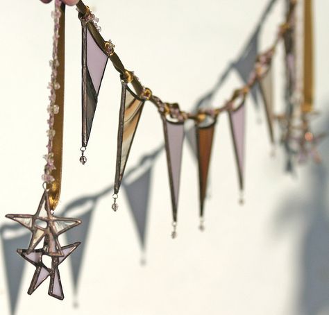 Diy Baby Room Decor, Glass Garland, Evening Sun, Stained Glass Christmas, Glass Stars, Stained Glass Diy, Stained Glass Crafts, Coloured Glass, Stained Glass Panels