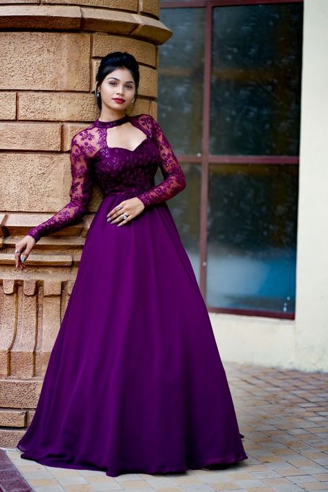 Gown Dress Party Wear, Long Frock Designs, Gown Party Wear, Long Gown Design, Lehenga Designs Simple, Anarkali Dress Pattern, Simple Gowns, Frock For Women, Style Guru