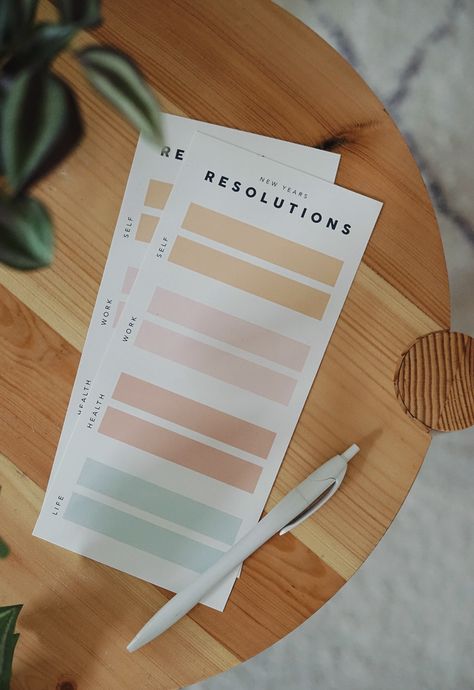 new years resolutions printable (+ my personal resolutions) - almost makes perfect Resolutions Template, New Years Resolutions Template, New Years Resolution List, Resolution List, 10 Minute Abs, Husband Best Friend, New Years Resolutions, New Year's Crafts, Year Quotes