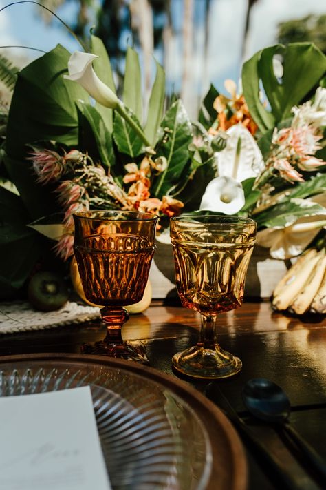 Tropical Bali Inspired Wedding Ideas Vintage Wedding Reception, Southern Vintage, Vintage Goblets, Wedding Inspiration Fall, Wedding Mood, Vintage Photo, Decoration Table, Future Wedding, Vintage Wedding