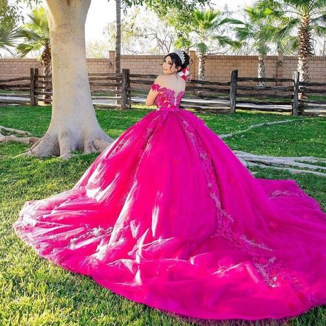 quinceanera Dress ,Comfortable and beautiful gown ,Our designers will provide very good  dress designs and provide excellent workmanship to satisfy every customer. Transportation time :3-9day .working days,Processing time: 7-14 working days. Size: custom made size. Color: custom made color. For customized size, please provide: bust, waist, hip, height. We will help you process this garment according to the size you provide. The best designers design the most beautiful dresses.We have top designe Nail Ideas For Quinceanera, Hot Pink Quinceanera Dresses, Organza Corset, Dress For Quinceanera, Quinceanera Blue, Xv Dresses, Organza Flower Girl Dress, Pink Quince, Quince Dresses Mexican