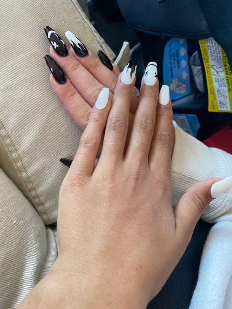 Matching Best Friend Nails, Best Friend Nails, Matching Nails With Best Friend, Friend Nails, Matching Nails, Acrylic Nail Ideas, With Best Friend, Nail Sets, Acrylic Nails Coffin Short