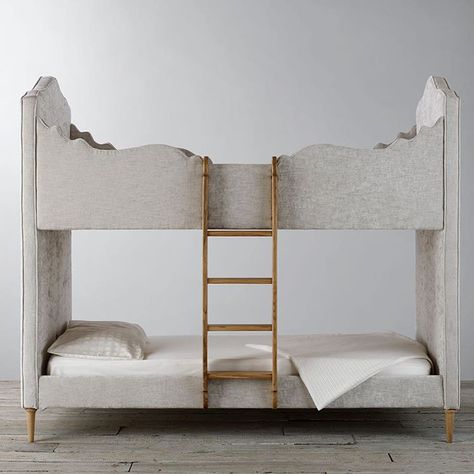 Swooning over these bunkbeds! Bunk Bed Girls Room, Girls Bunk Beds, Bunk Bed Designs, Space Bedding, Teenager's Room, Room Update, Sofa Frame, Big Boy Room, Loft Spaces