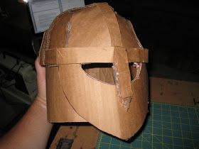 Happily Ever Crafter: DIY: Building a Medieval Helmet Out of Cardboard Cardboard Helmet, Diy Helmet, Helmet Template, Medieval Helmet, Cardboard Mask, Carton Diy, Roman Helmet, Knight Helmet, Medieval Party