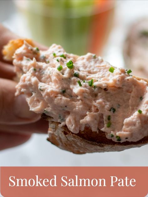 Smoked salmon and poached salmon are blitzed together with cream cheese and served with a slice of bread. Salmon Pate Recipe, Salmon Pate, Smoked Salmon Pate, Pate Recipes, Work Meals, Cooking Salmon, Entertaining Recipes, Best Dinner Recipes, Perfect Appetizers