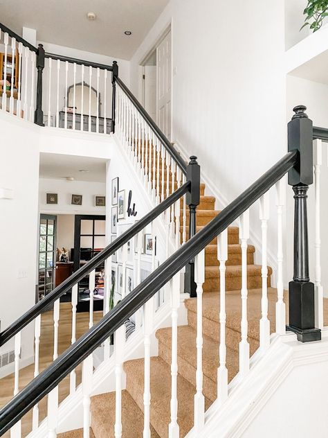 Paint Stair Banister Black, Black And White Spindle Staircase, White Spindles Black Railing, Black Bannister White Spindles, White Walls Black Stair Railing, Paint Oak Railing, Painted Wood Banisters, Paint Railing Black, Handrail Paint Ideas