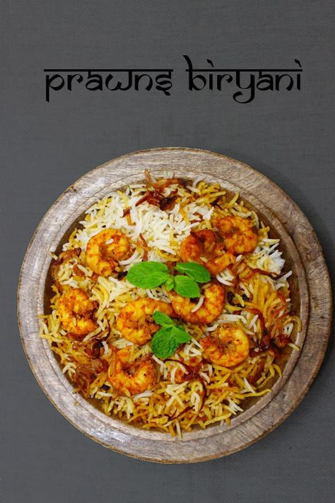 Cooking Prawns, Prawns Biryani, Shrimp Biryani, Prawn Biryani Recipes, Chicken Dum Biryani Recipe, Prawn Biryani, How To Cook Prawns, Mutton Biryani Recipe, Pasta Salmon