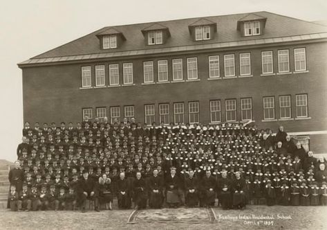 Residential Schools Canada, Truth And Reconciliation, Indian Residential Schools, Residential School, Native American Children, Indian Horses, Every Child Matters, Residential Schools, How Many Kids