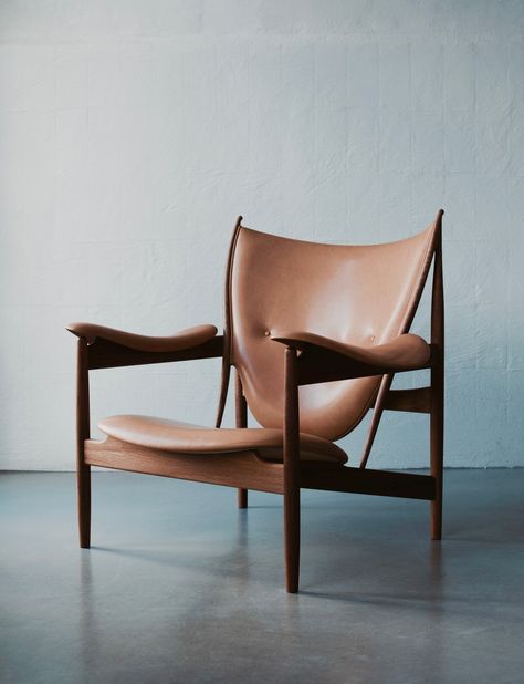 Finn Juhl House, Chieftain Chair, Island Furniture, Famous Chair, Scandi Furniture, Scandinavian Armchair, Finn Juhl, Iconic Chairs, Danish Furniture