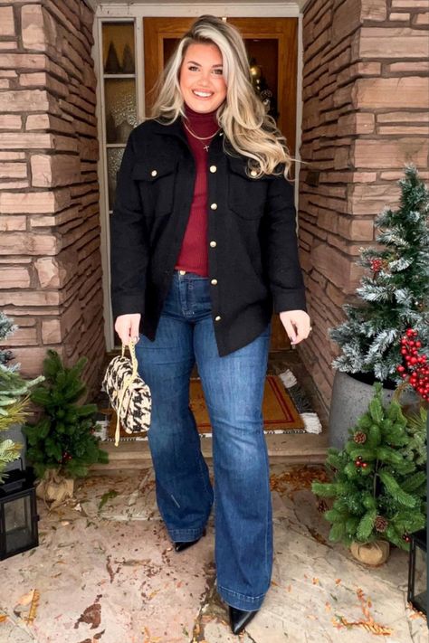 Black Blazer Western Outfit, Womens Western Fashion Plus Size, Women’s Western Outfits Plus Size, Comfortable Christmas Outfits Women, Graceland Outfits, Christmas Cowgirl Outfit, Western Christmas Outfits Women, Western Jeans Outfit, Christmas Outfit Women Casual