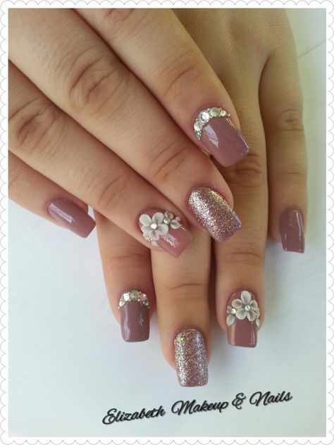 Simple Nail Extensions Design, Nail Extension Designs Nude Color, Bridal Nail Extension Designs, Design Nails 2023, Engagement Nails Designs, Nails Quince, Engagement Nail Art, Mehndi Pic, Nude Nails With Glitter