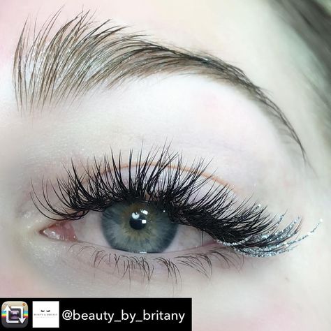 Silver Lash Extensions, Silver Eyelashes, Sparkly Eyelash Extensions, Glitter Eyelashes, Glitter Eyelash Extensions, Glitter Lashes, Lash Extensions Glitter, Silver Glitter Lash Extensions, Glitter Spikes Lash Extensions