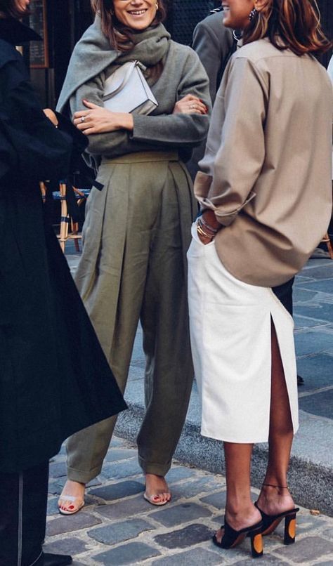 2023 Lookbook, Women Gathering, Street Style Blog, Beige Outfit, Phoebe Philo, Fashion Weeks, Street Style Inspiration, Looks Chic, Fall 2023